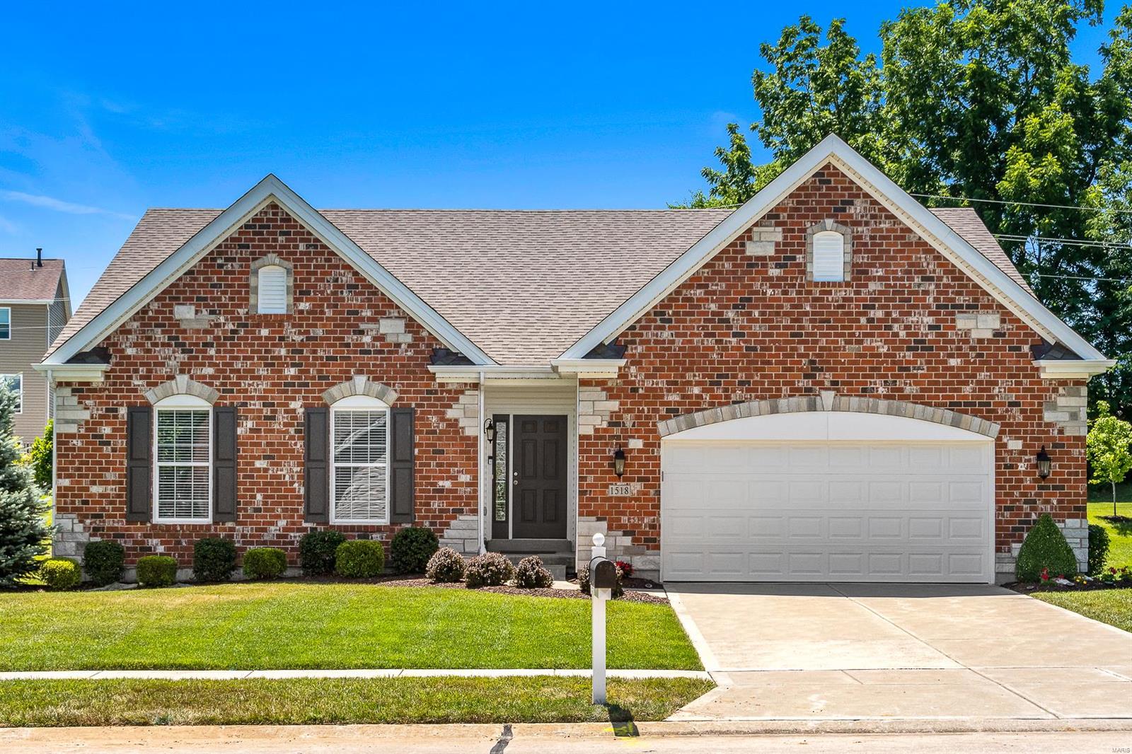 1518 Ridgepointe Pl Drive Lake St. Louis, MO 63367 - Photo 2 of 31