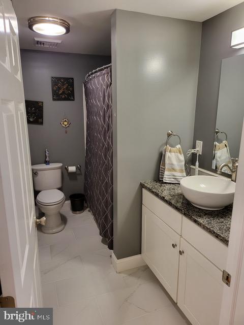 2155 Starr Road Quakertown, PA 18951 - Photo 11 of 24 main bedroom bathroom