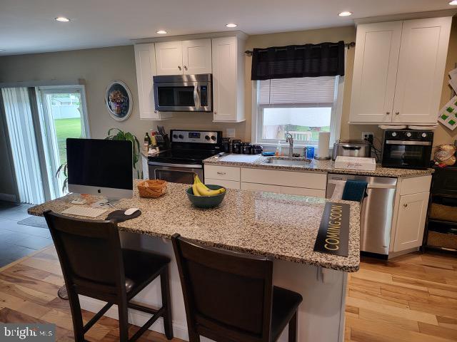 2155 Starr Road Quakertown, PA 18951 - Photo 4 of 24 Kitchen with island & seating