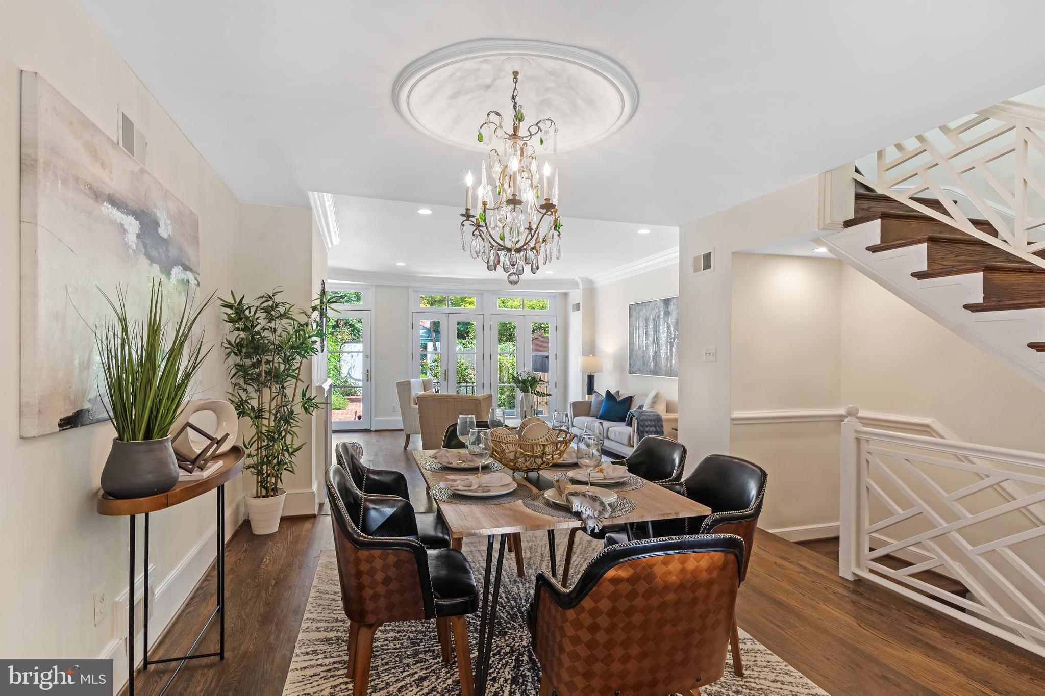 2517 I Street Northwest Washington, DC 20037 - Photo 12 of 37 Dining room