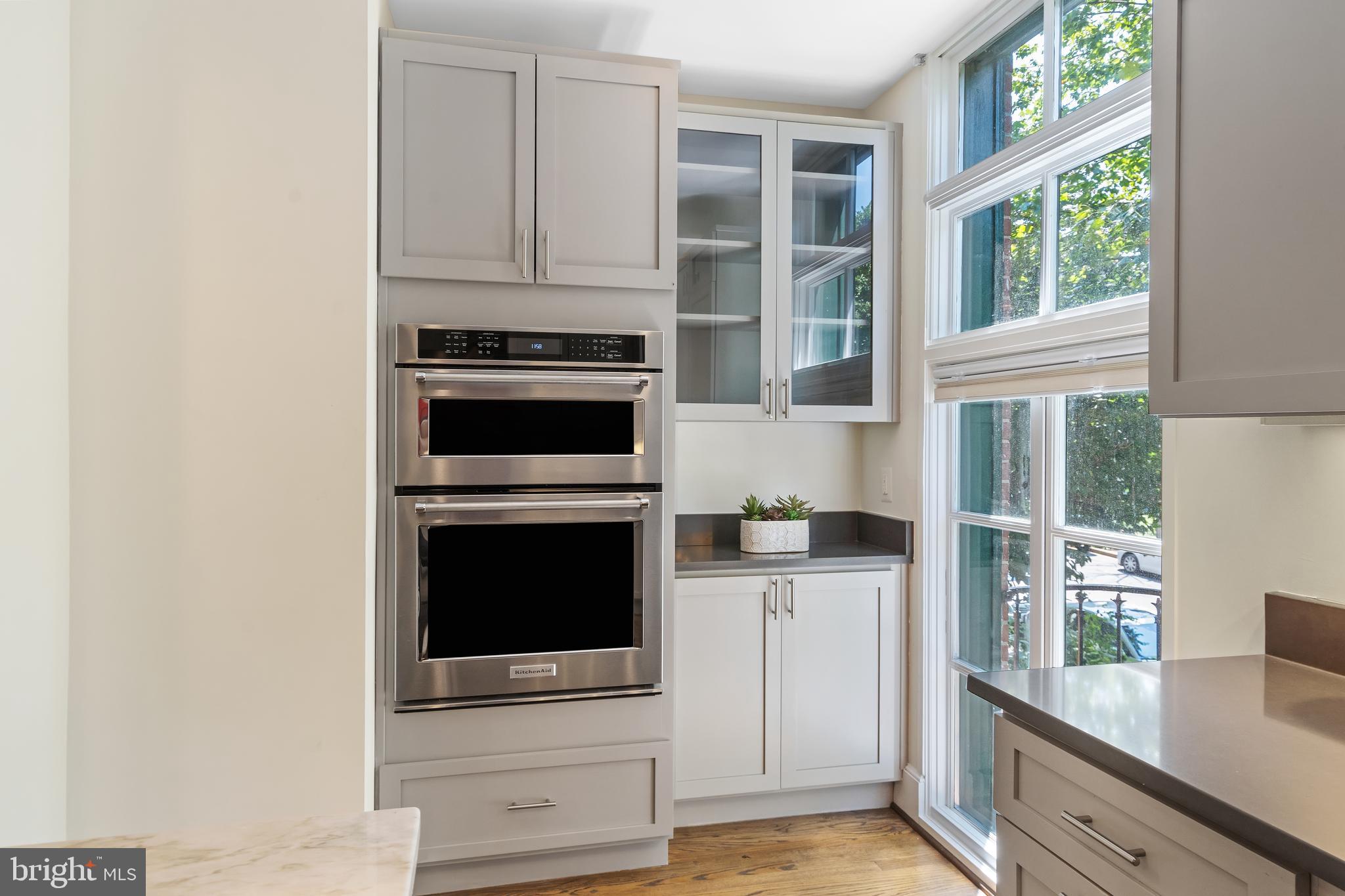 2517 I Street Northwest Washington, DC 20037 - Photo 16 of 37 Kitchen