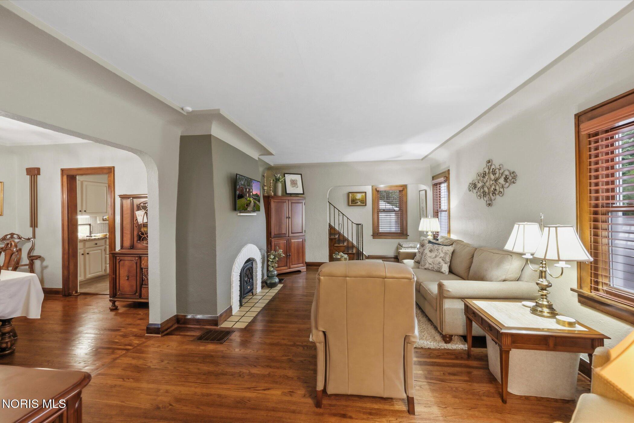 3433 Aldringham Road Toledo, OH 43606 - Photo 6 of 33 Gallery Image 6