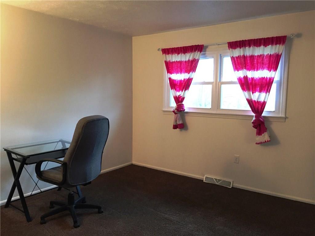 221 B Stone Quarry Road Monaca, PA 15061 - Photo 11 of 13 Gallery Image 11