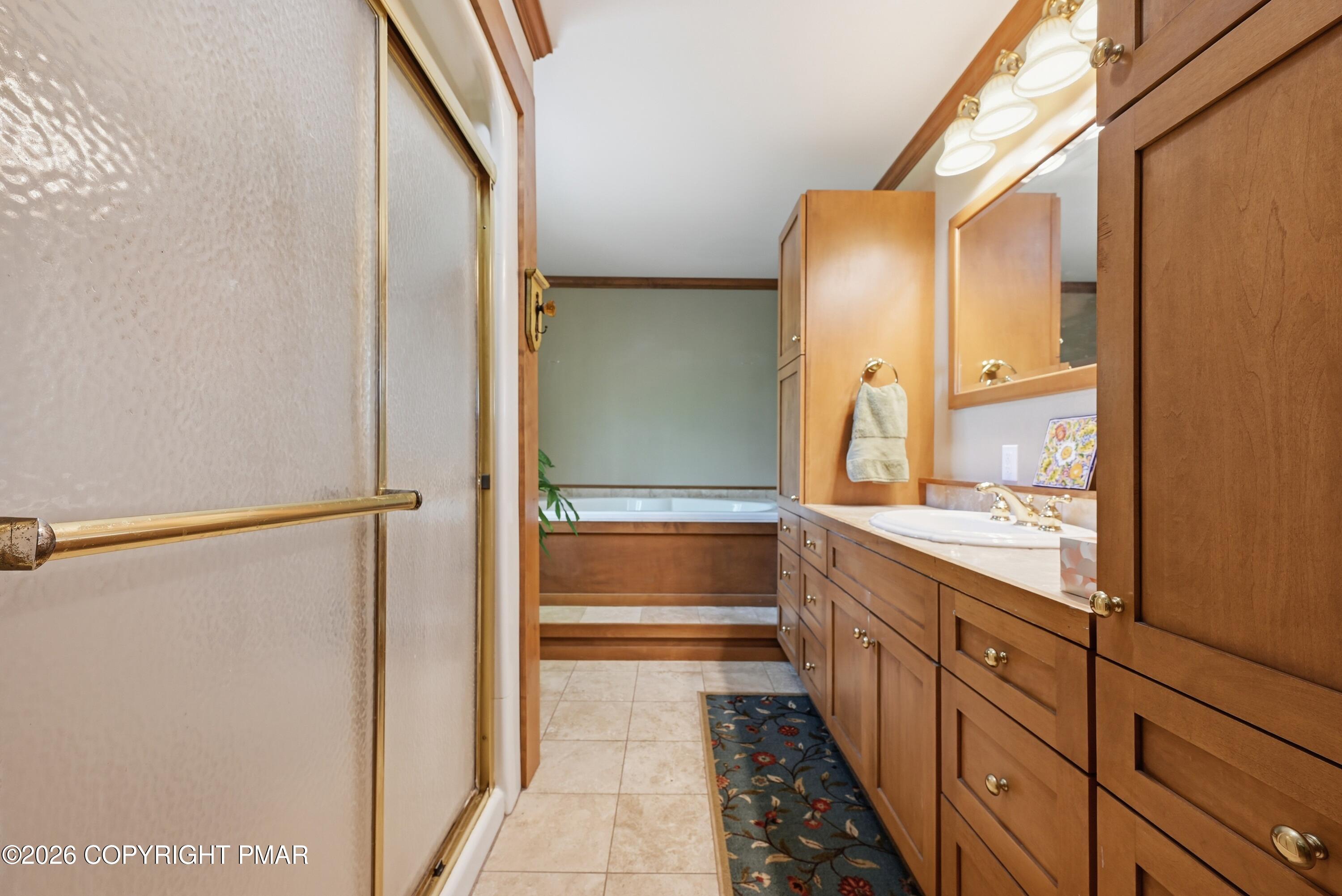 342 Gold Key Road Milford, PA 18337 - Photo 20 of 47 071-057_DSC_8651