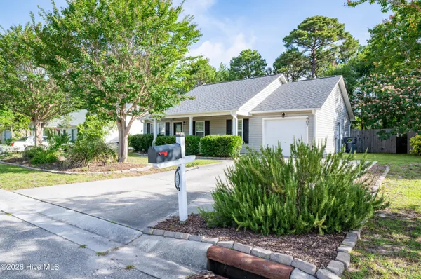 $3,000 | 907 Brewster Lane, Wilmington, NC 28412