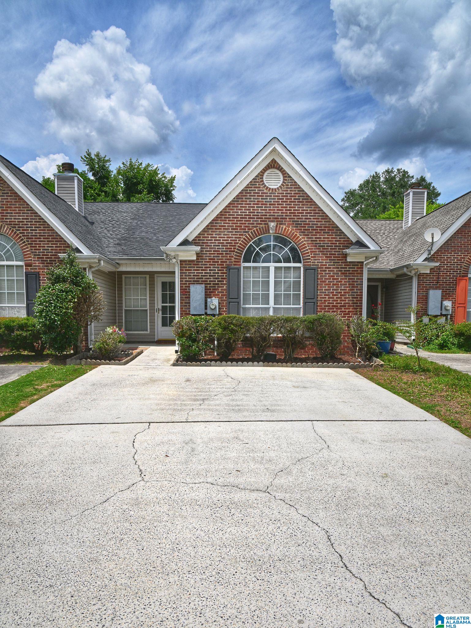 203 Rocky Ridge Drive Helena, AL 35080 - Photo 2 of 23