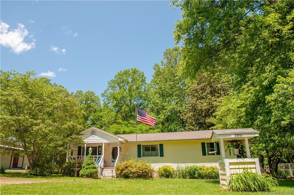 3901 Lake Road Charlotte, NC 28269 - Photo 1 of 29 Gallery Image 1