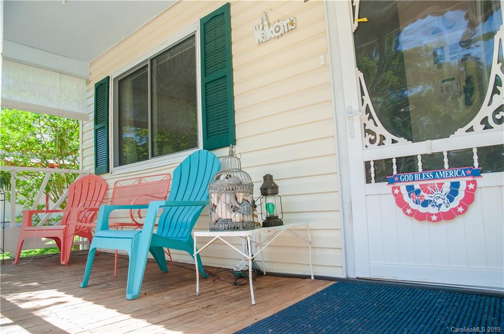 3901 Lake Road Charlotte, NC 28269 - Photo 3 of 29 Gallery Image 3