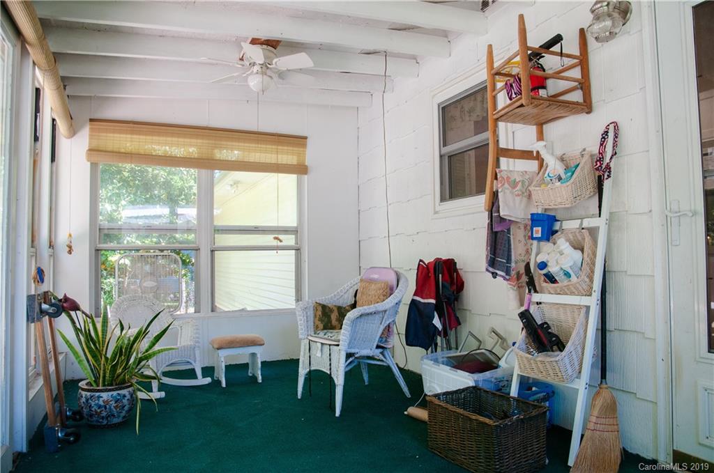 3901 Lake Road Charlotte, NC 28269 - Photo 24 of 29 Gallery Image 24