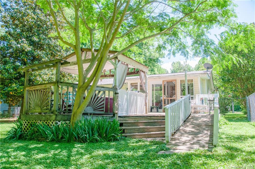 3901 Lake Road Charlotte, NC 28269 - Photo 28 of 29 Gallery Image 28