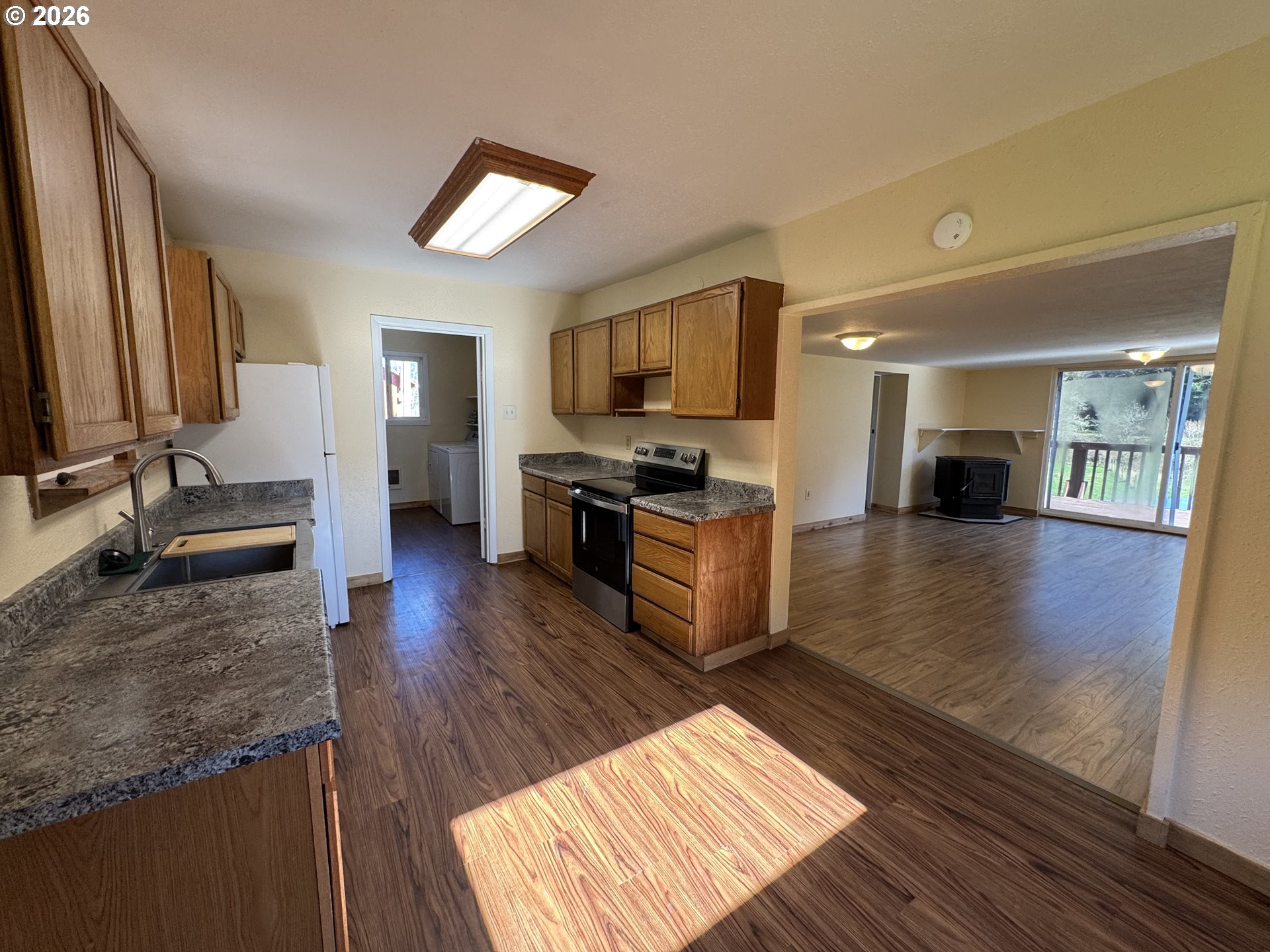 769 Deans Creek Road Reedsport, OR 97467 - Photo 7 of 46 Gallery Image 7