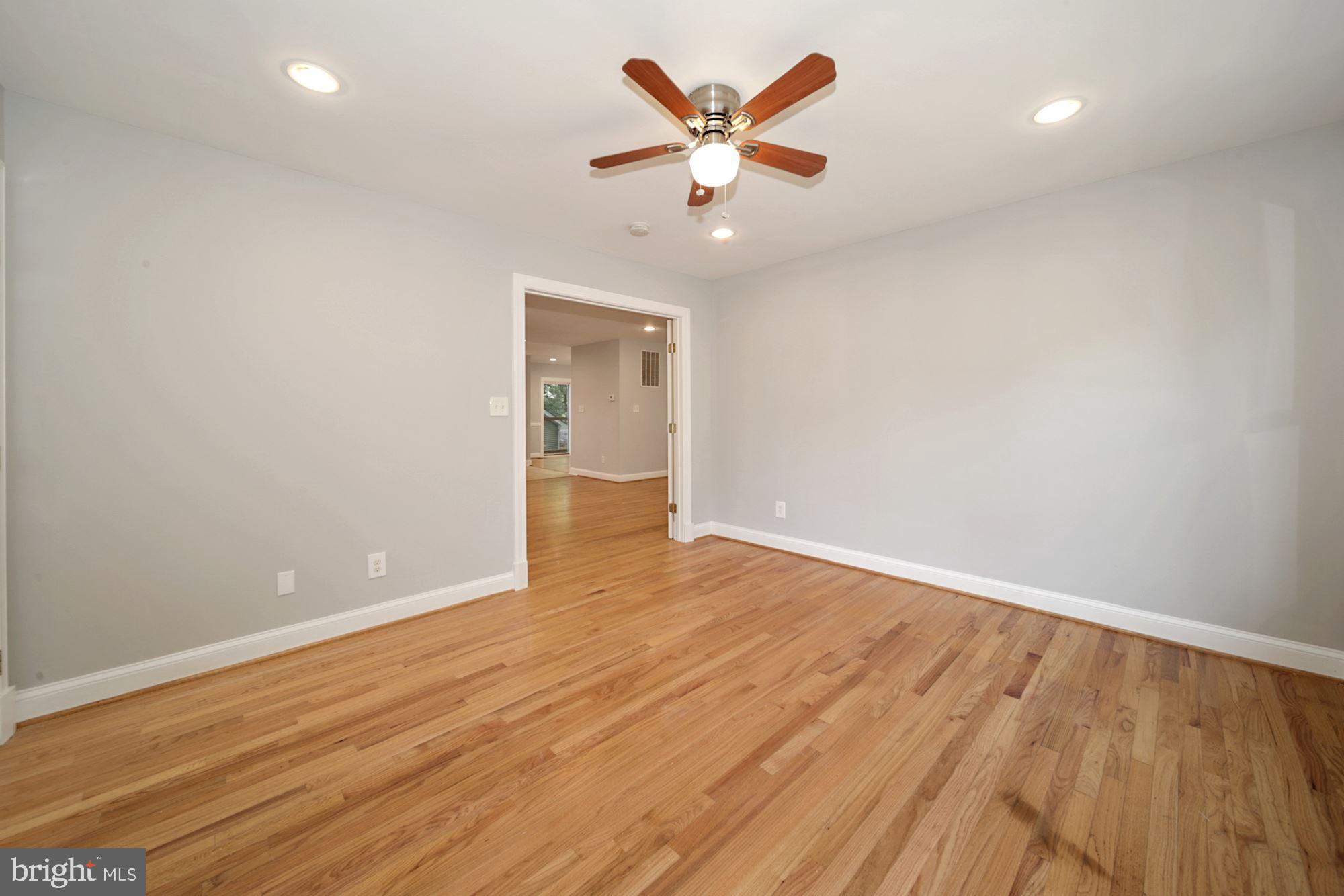 4103 Decatur Avenue Kensington, MD 20895 - Photo 10 of 32 Den
