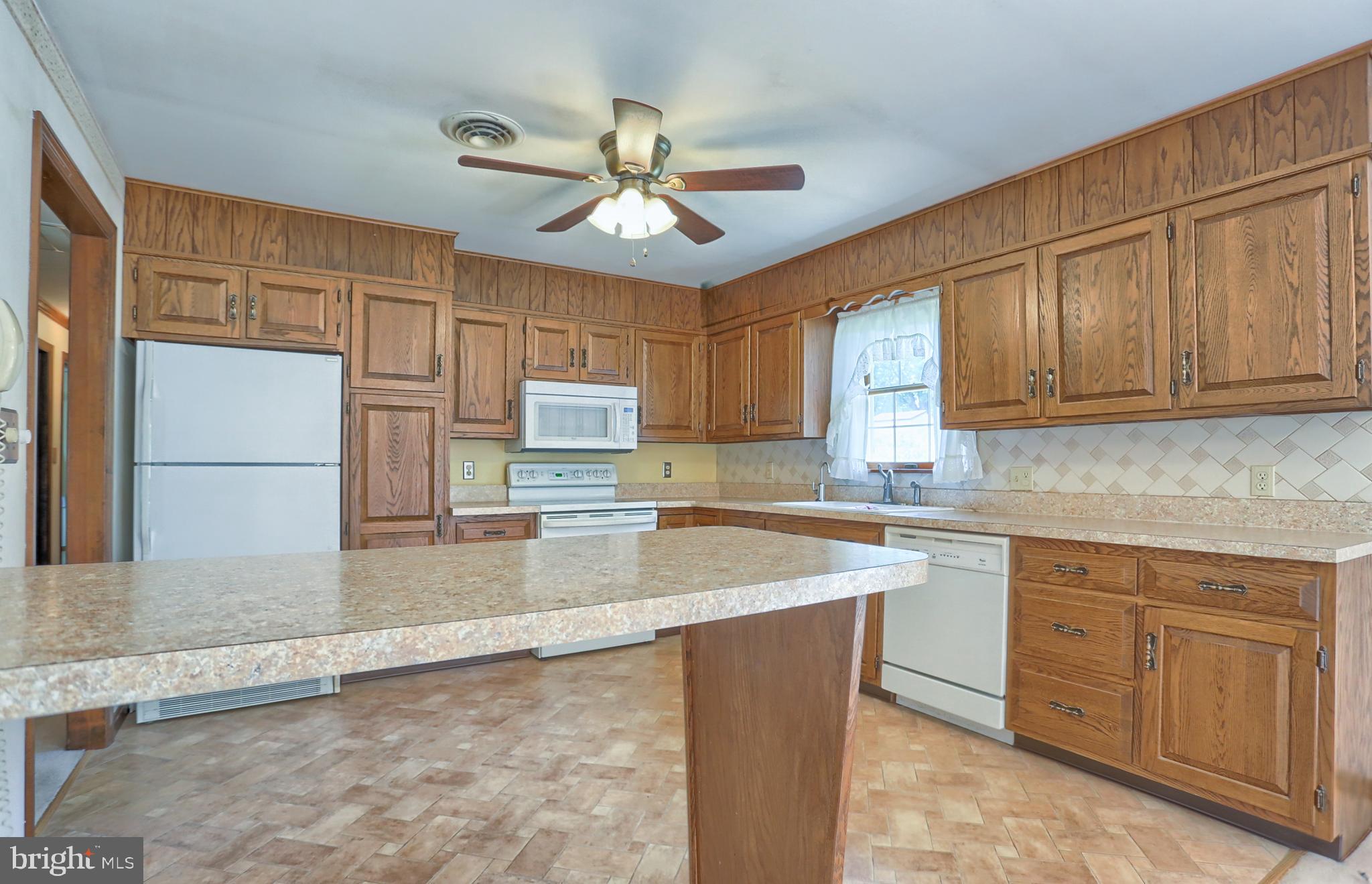 1036 Canadochly Road York, PA 17406 - Photo 11 of 47 Gallery Image 11