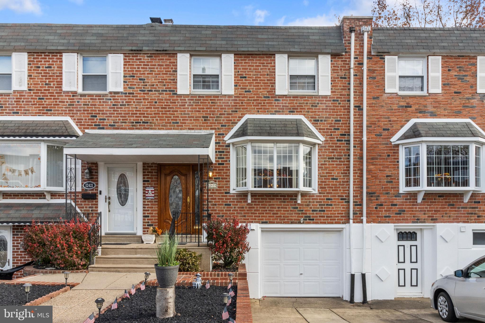 12419 Wyndom Road Philadelphia, PA 19154 - Photo 1 of 40 Gallery Image 1