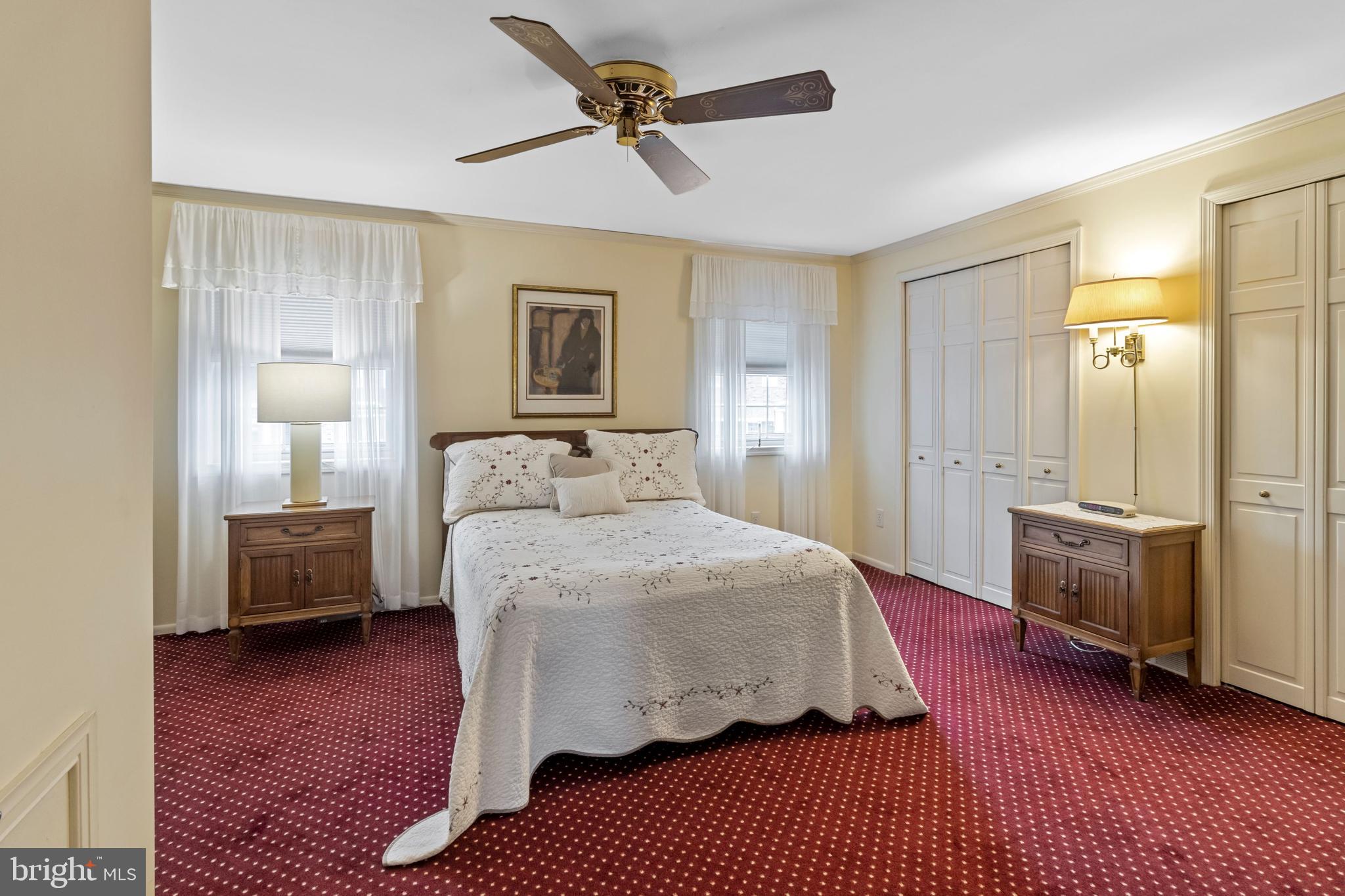 12419 Wyndom Road Philadelphia, PA 19154 - Photo 24 of 40 Crisp white six panel doors.