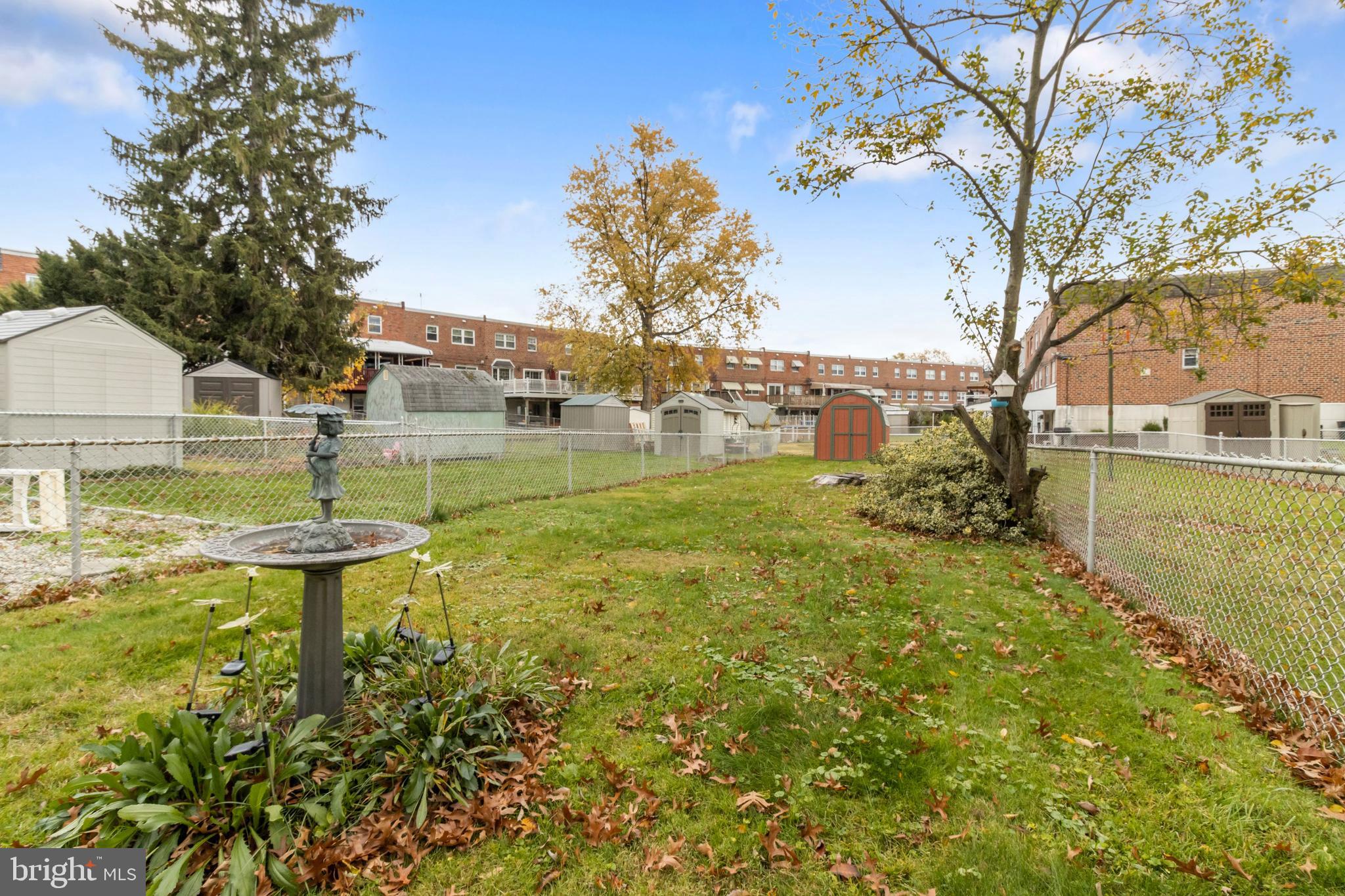 12419 Wyndom Road Philadelphia, PA 19154 - Photo 40 of 40 130' foot deep yard.