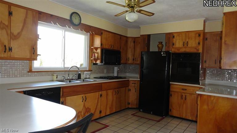 3928 Kibler Toot Road Southwest Warren, OH 44481 - Photo 4 of 12