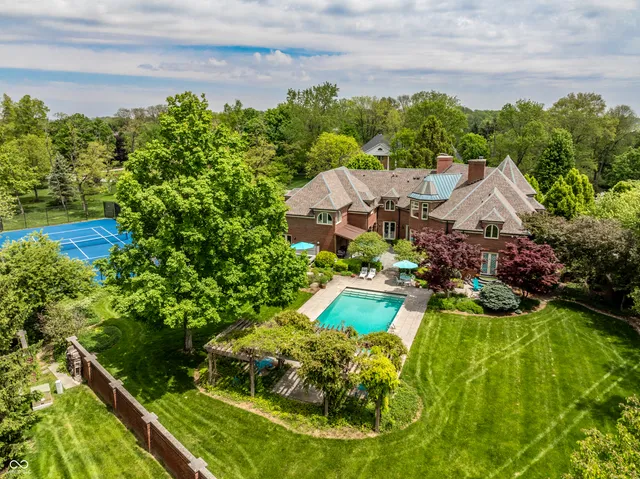 $2,599,000 | 290 Breakwater Drive, Fishers, IN 46037