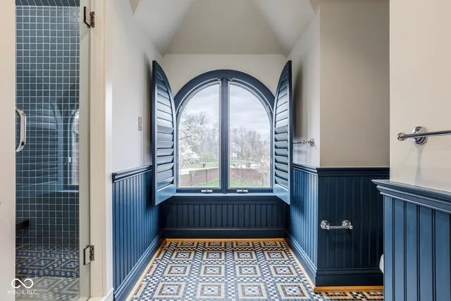 $2,599,000 | 290 Breakwater Drive, Fishers, IN 46037