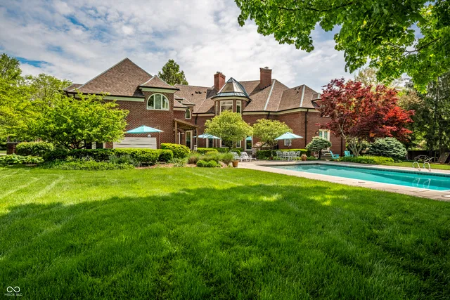 $2,599,000 | 290 Breakwater Drive, Fishers, IN 46037