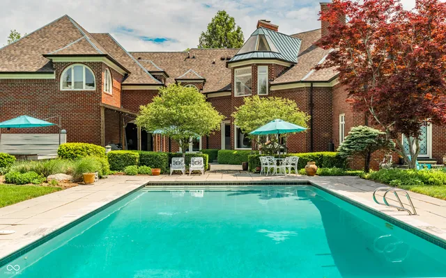 $2,599,000 | 290 Breakwater Drive, Fishers, IN 46037