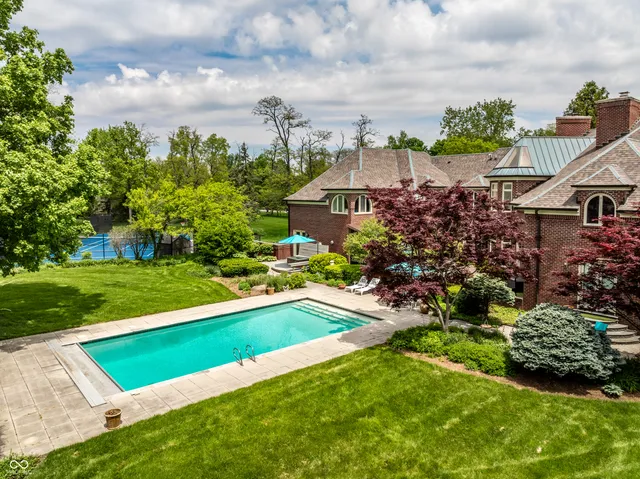 $2,599,000 | 290 Breakwater Drive, Fishers, IN 46037