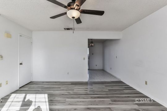 101 South Lilac Street Ridgecrest, CA 93555 - Photo 4 of 26 a view of an empty room