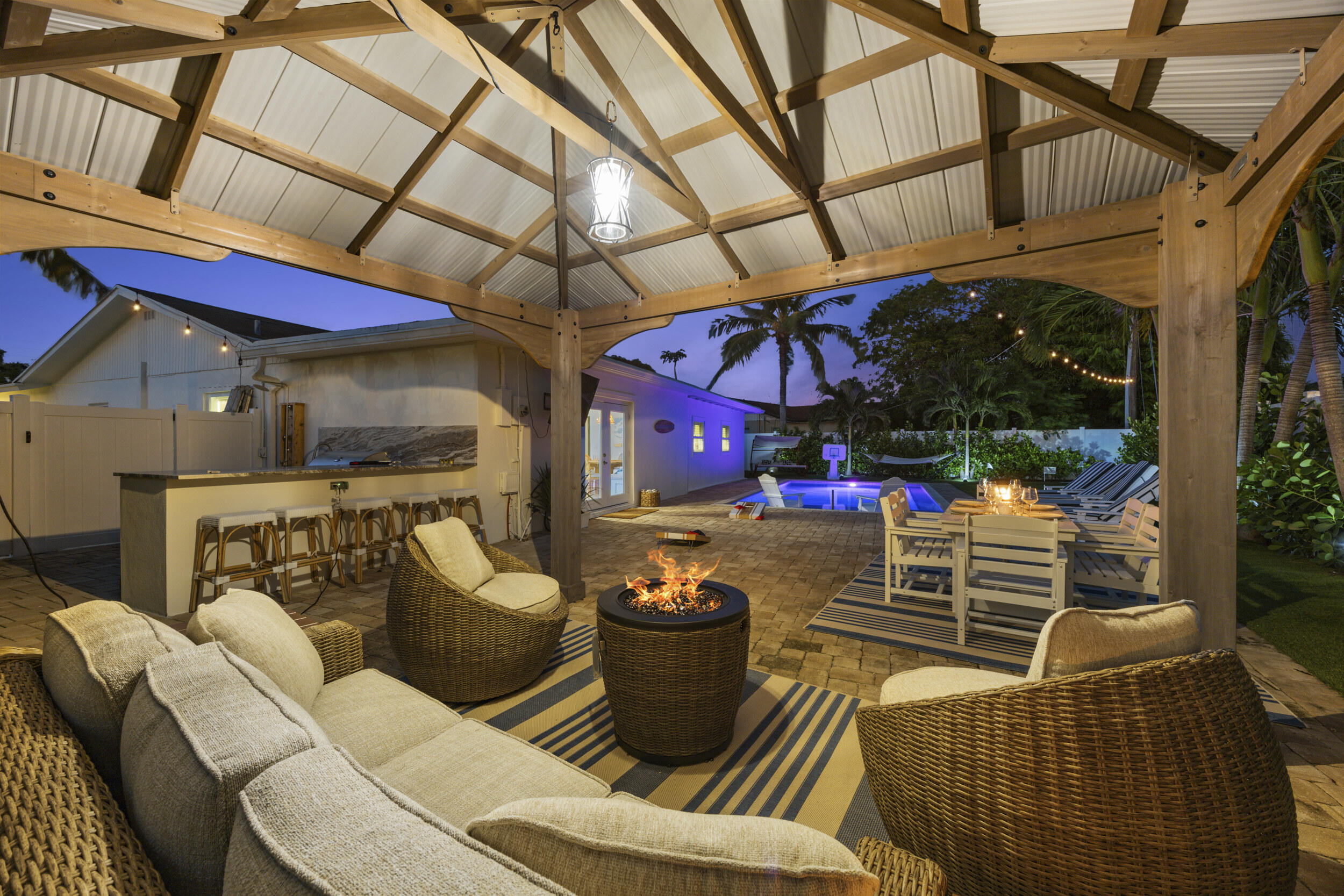 1096 Southwest 27th Avenue Boynton Beach, FL 33426 - Photo 18 of 21 a view of a chairs and tables in patio