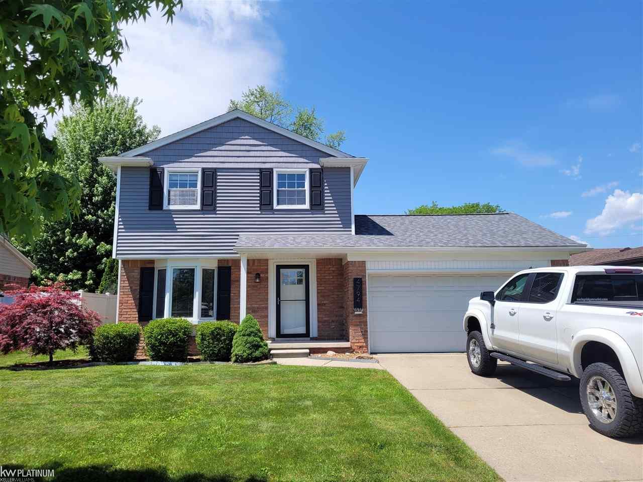 4794 Hillcrest Road Trenton, MI 48183 - Photo 2 of 33 50077142-1.JPG