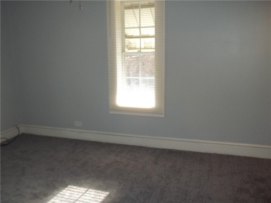 3840 Baytree Street Pittsburgh, PA 15214 - Photo 14 of 21 an empty room with a window