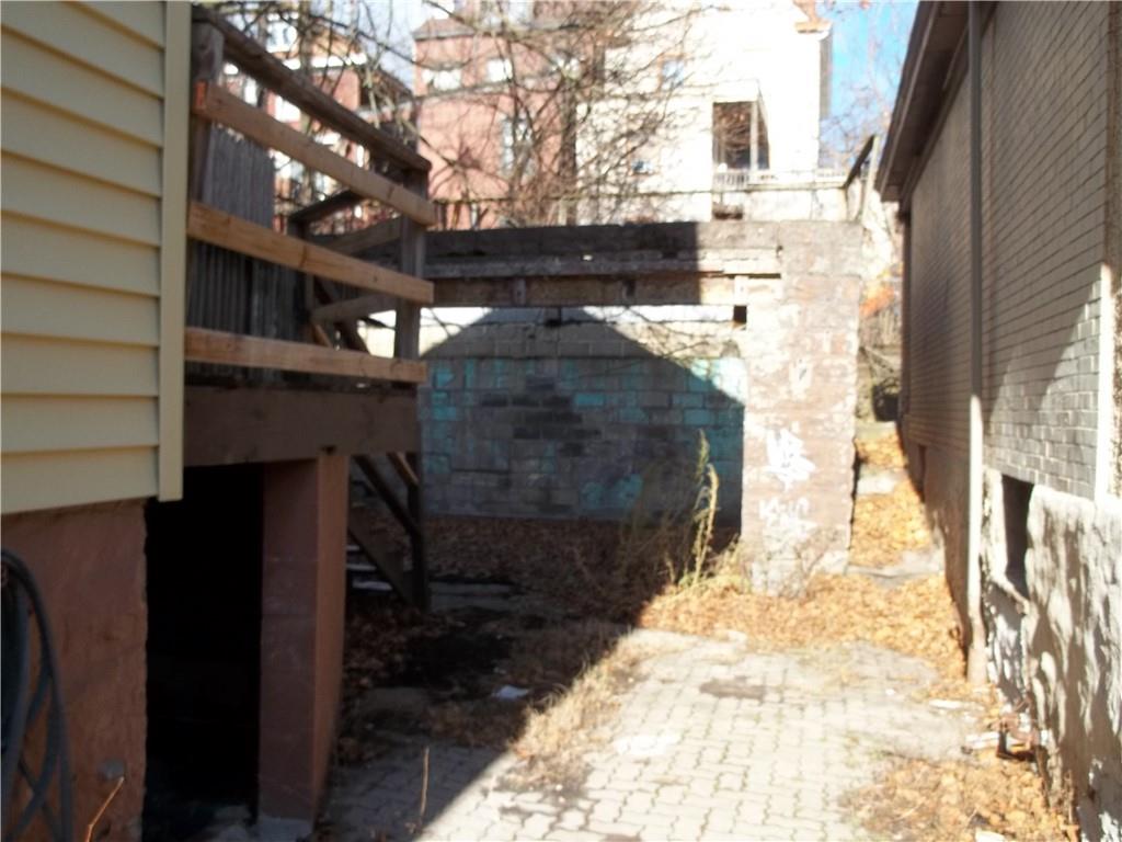 3840 Baytree Street Pittsburgh, PA 15214 - Photo 17 of 21