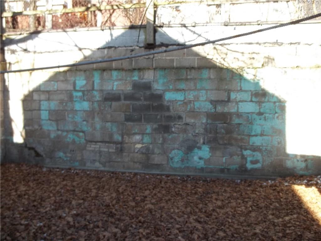 3840 Baytree Street Pittsburgh, PA 15214 - Photo 20 of 21 a closeup of a sink
