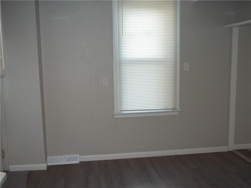3840 Baytree Street Pittsburgh, PA 15214 - Photo 9 of 21 an empty room with a window