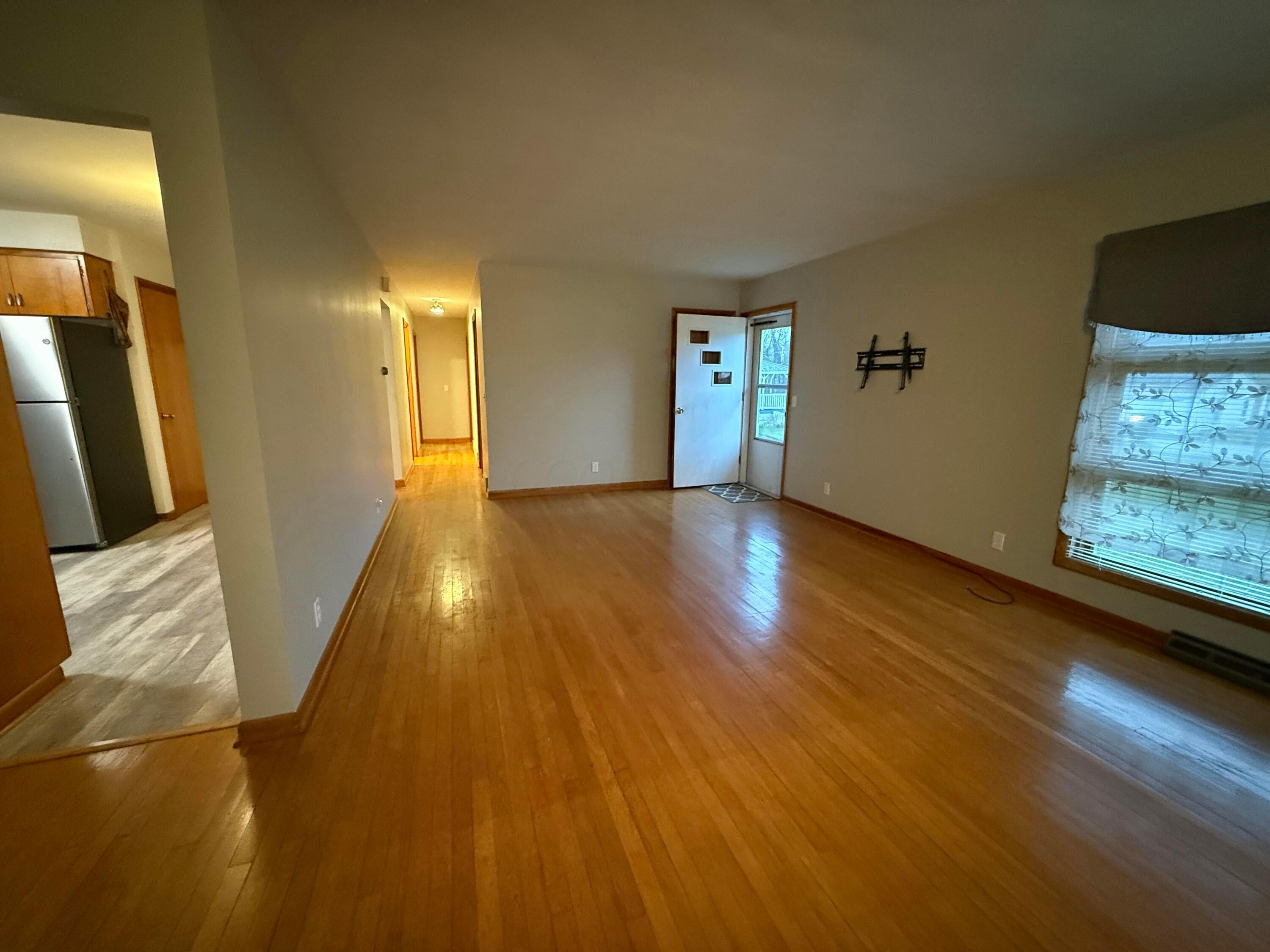7737 Ceramic Road Roseville, OH 43777 - Photo 7 of 23 tempImageHAIZxD