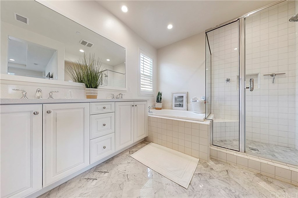 20706 Beech Circle Porter Ranch, CA 91326 - Photo 18 of 55 Gallery Image 18