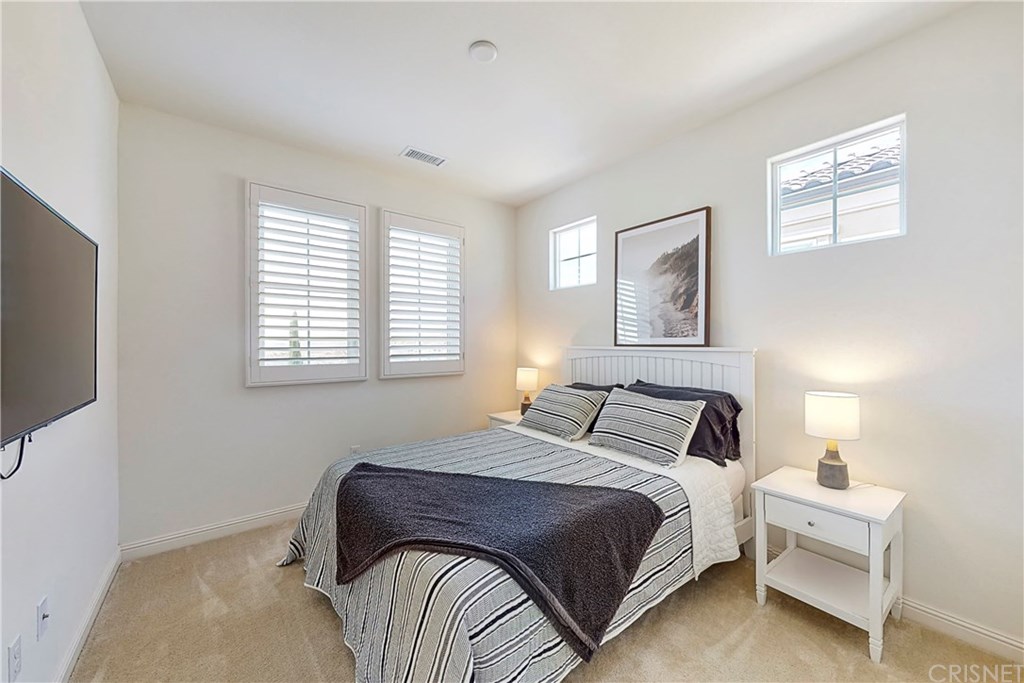 20706 Beech Circle Porter Ranch, CA 91326 - Photo 30 of 55 Gallery Image 30