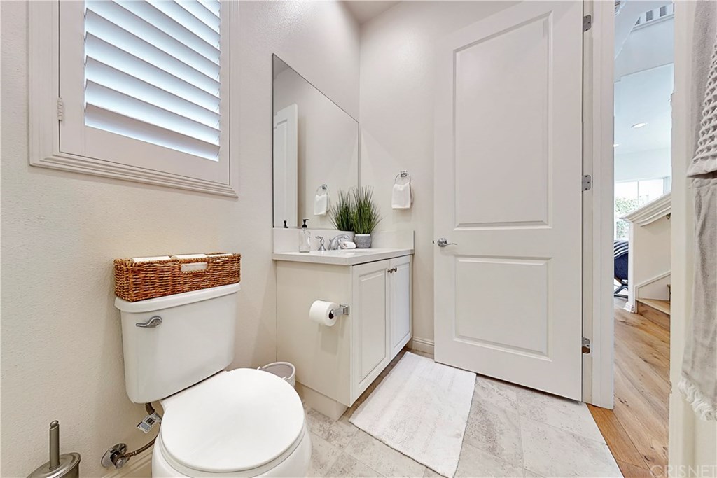 20706 Beech Circle Porter Ranch, CA 91326 - Photo 34 of 55 Gallery Image 34
