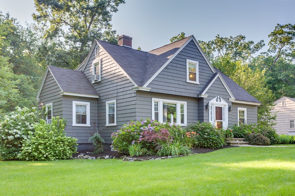 201 River Road Andover, MA 01810 - Photo 1 of 30 Gallery Image 1