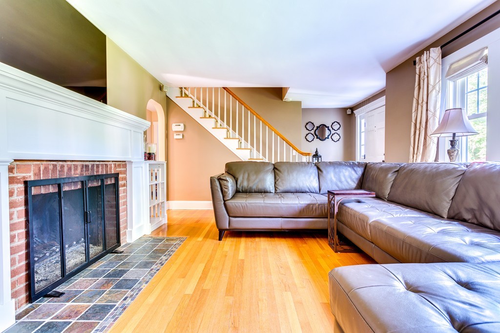 201 River Road Andover, MA 01810 - Photo 11 of 30 Gallery Image 11
