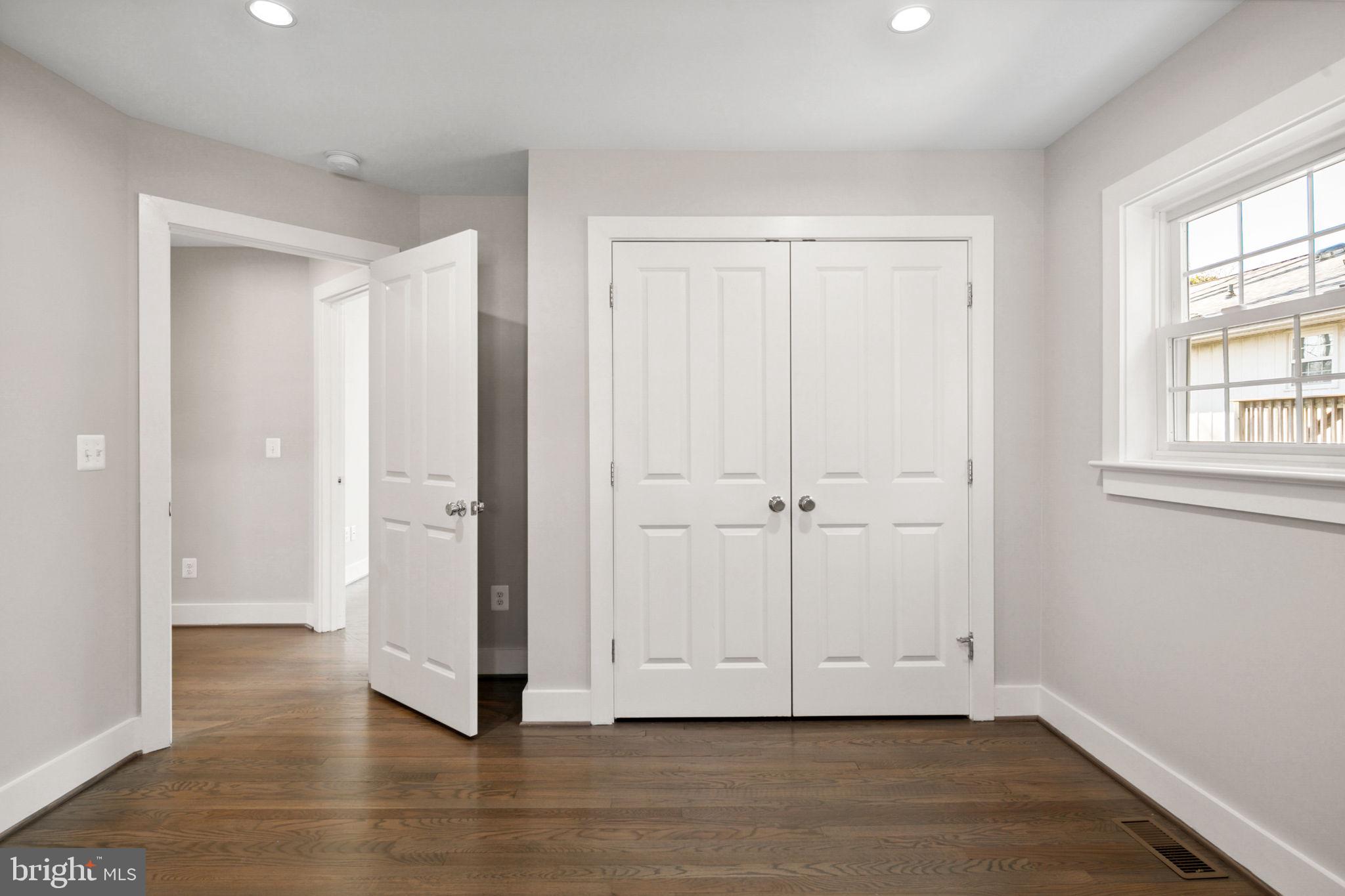 8832 Fort Hunt Road Alexandria, VA 22308 - Photo 20 of 47 Gallery Image 20
