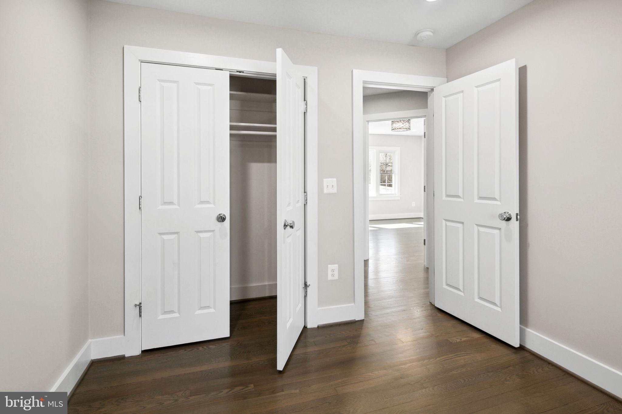 8832 Fort Hunt Road Alexandria, VA 22308 - Photo 23 of 47 Gallery Image 23