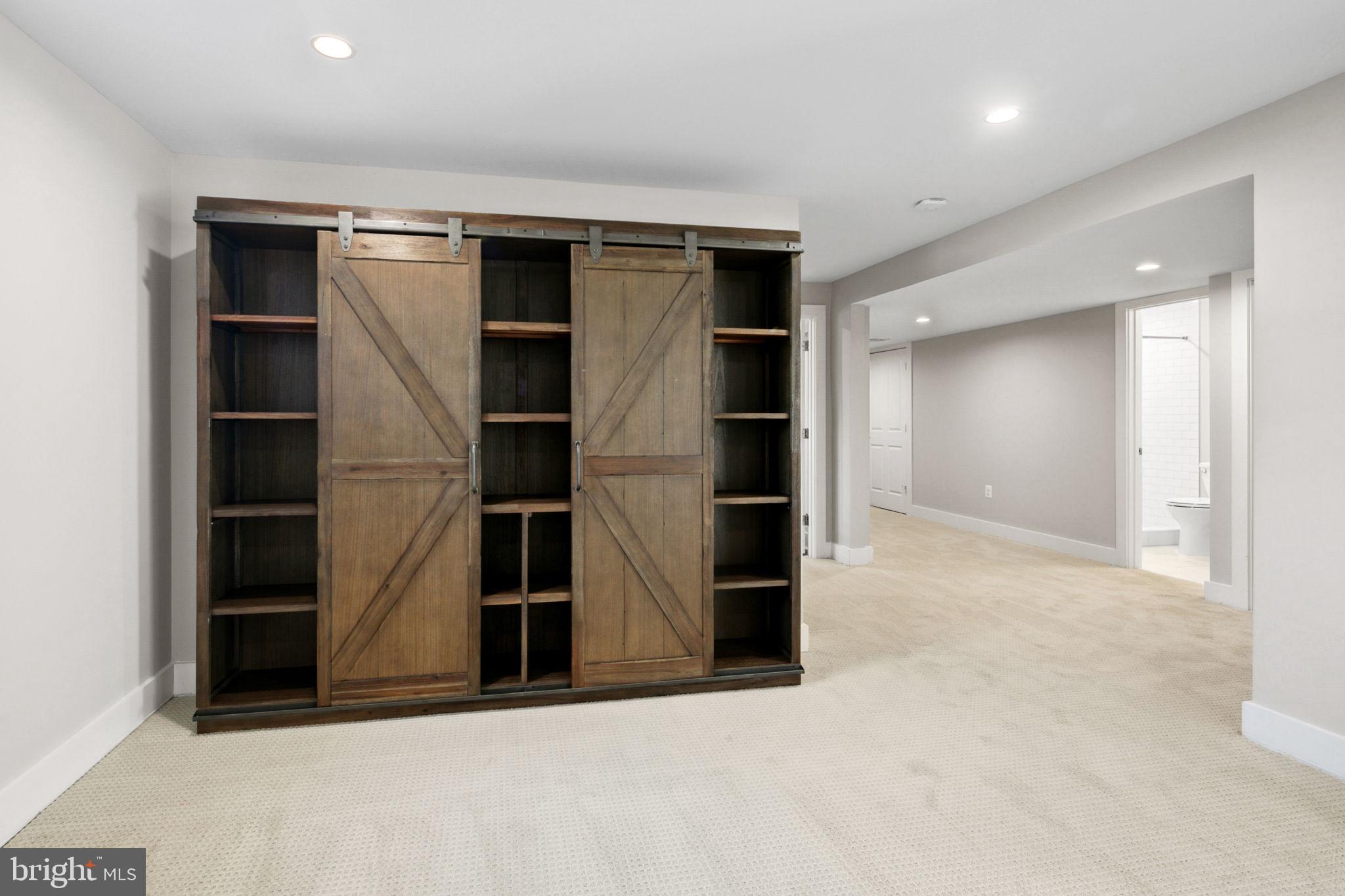 8832 Fort Hunt Road Alexandria, VA 22308 - Photo 29 of 47 Gallery Image 29