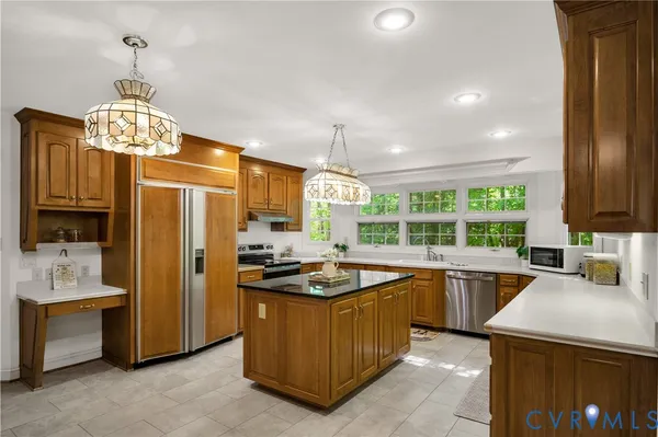 $798,000 | 222 Sherwood Forest, Williamsburg, VA 23188