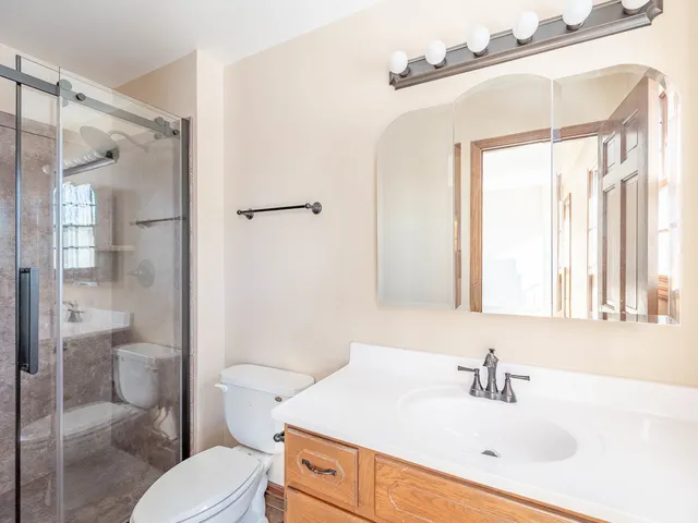 $649,900 | 839 Mt Vernon Court, Naperville, IL 60563