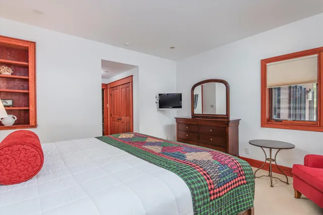 $2,950,000 | 51 East Ash Road, Plymouth, VT 05056