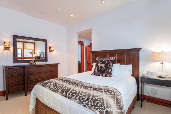 $2,750,000 | 51 East Ash Road, Plymouth, VT 05056