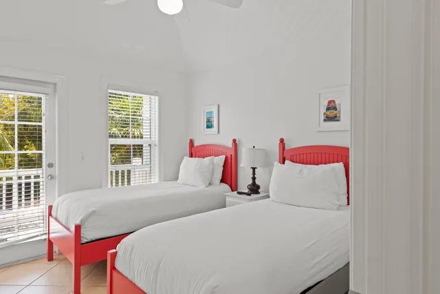 $929,000 | 2600 Overseas Highway, Unit 22, Marathon, FL 33050