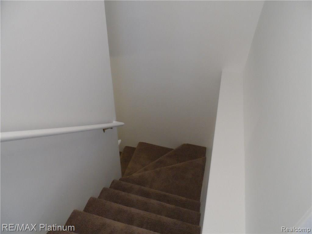 7950 Coyle Road Whitmore Lake, MI 48189 - Photo 12 of 14 K. Stairs