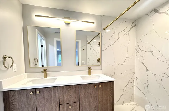 $4,300 | 316 Northeast 191st Street, Shoreline, WA 98155