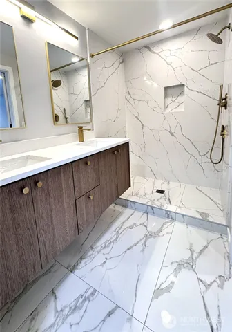 $4,300 | 316 Northeast 191st Street, Shoreline, WA 98155